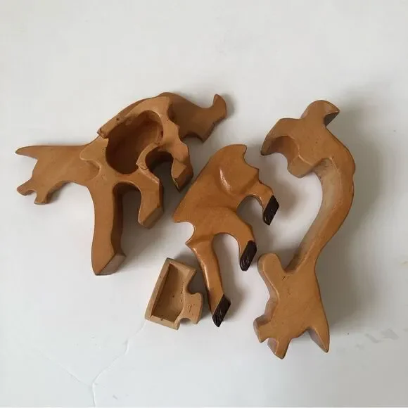 Animal wooden carved stash away puzzle box - Picture 8 of 8